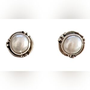 Sterling Silver Gemstone Stud Earrings- Pearl